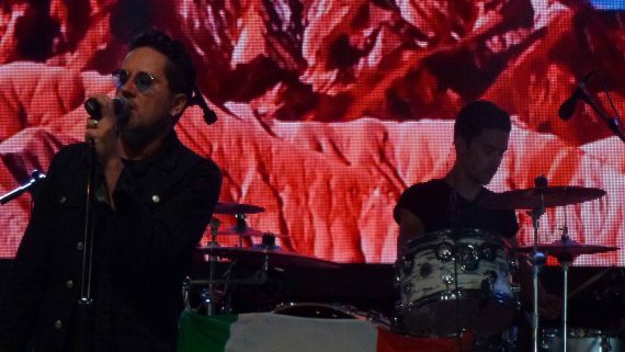 U2 All Because Of You – U2Band Tributo U2